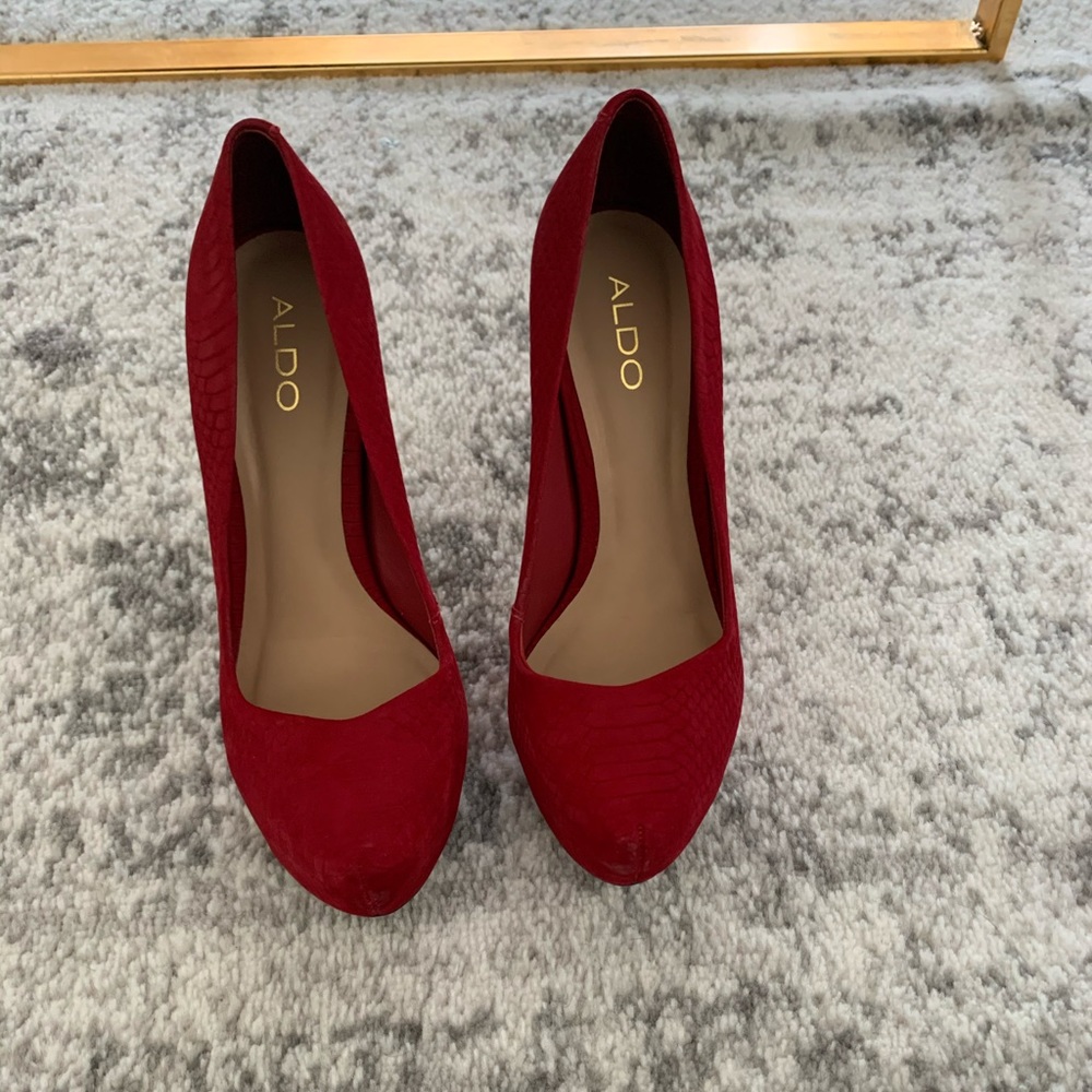 Aldo Calida Red Suede Stilleto